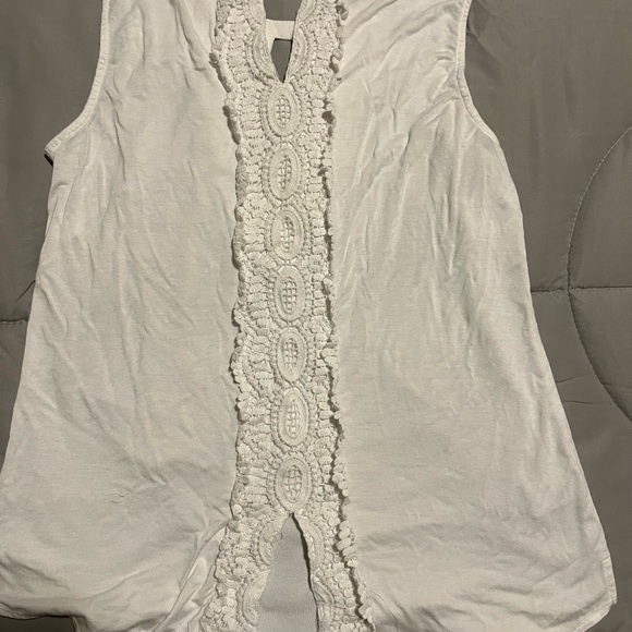 Daniel rainn tank - Picture 2 of 3